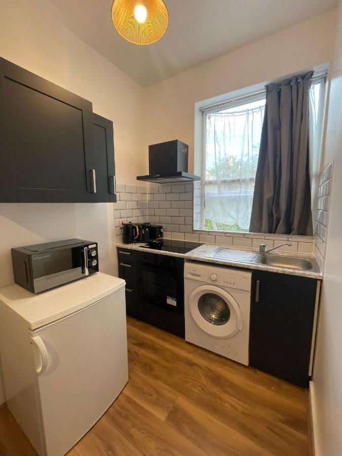 Wonderful Fully-Equipped Studio Near Central London 8 Bagian luar foto