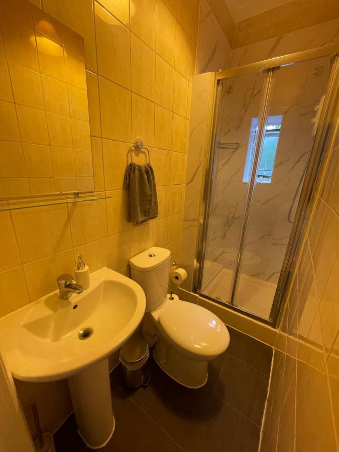 Wonderful Fully-Equipped Studio Near Central London 8 Bagian luar foto