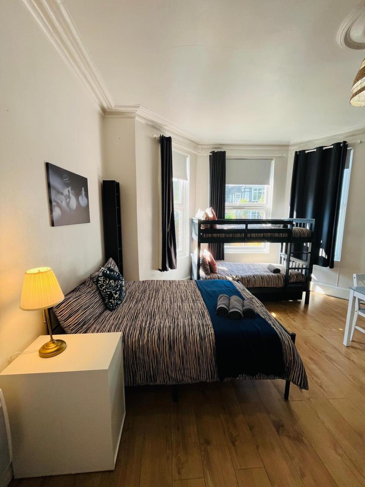 Wonderful Fully-Equipped Studio Near Central London 8 Bagian luar foto